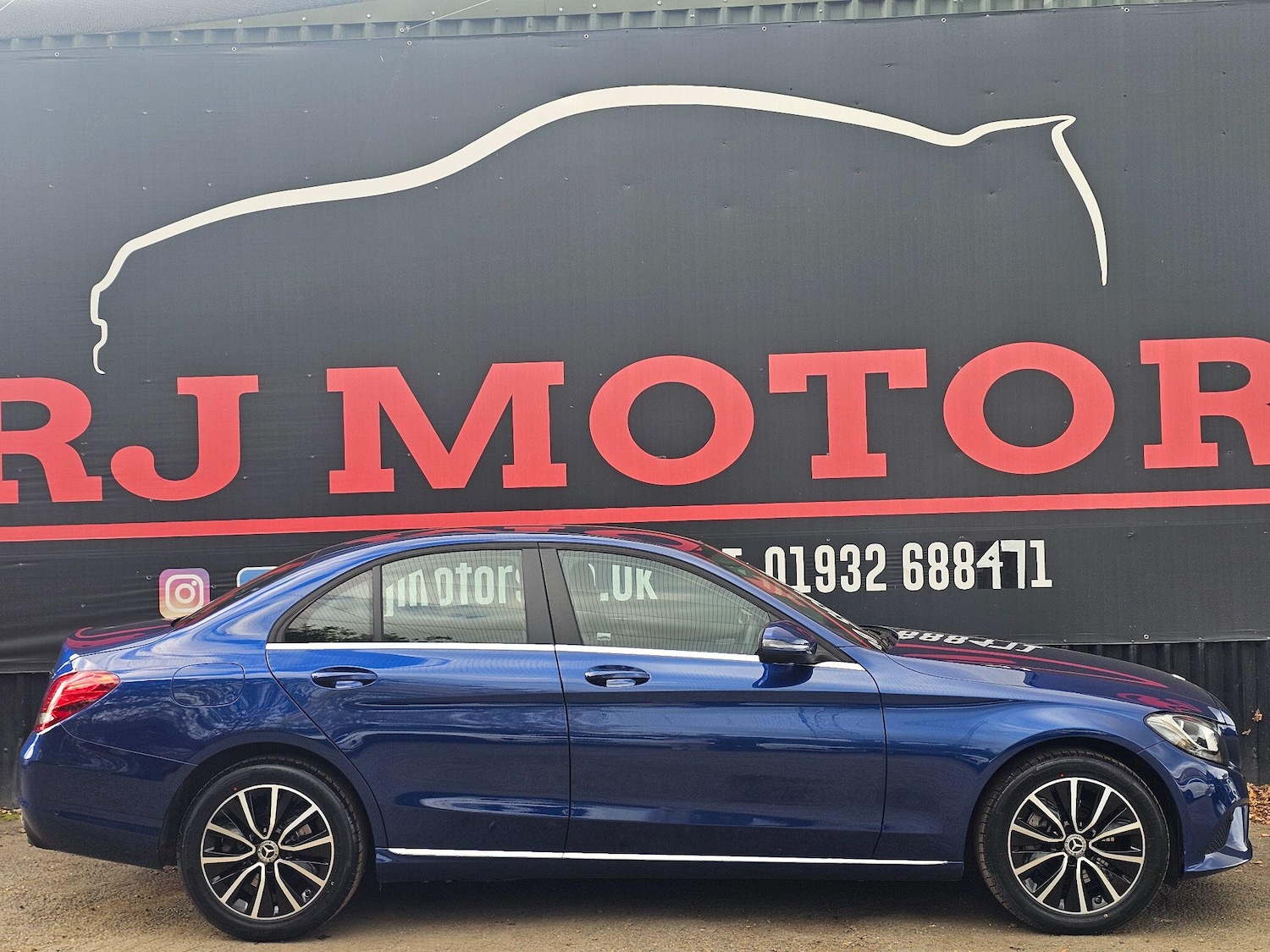 Used Mercedes-Benz C Class 2019 for sale - 76398873: Photo 23