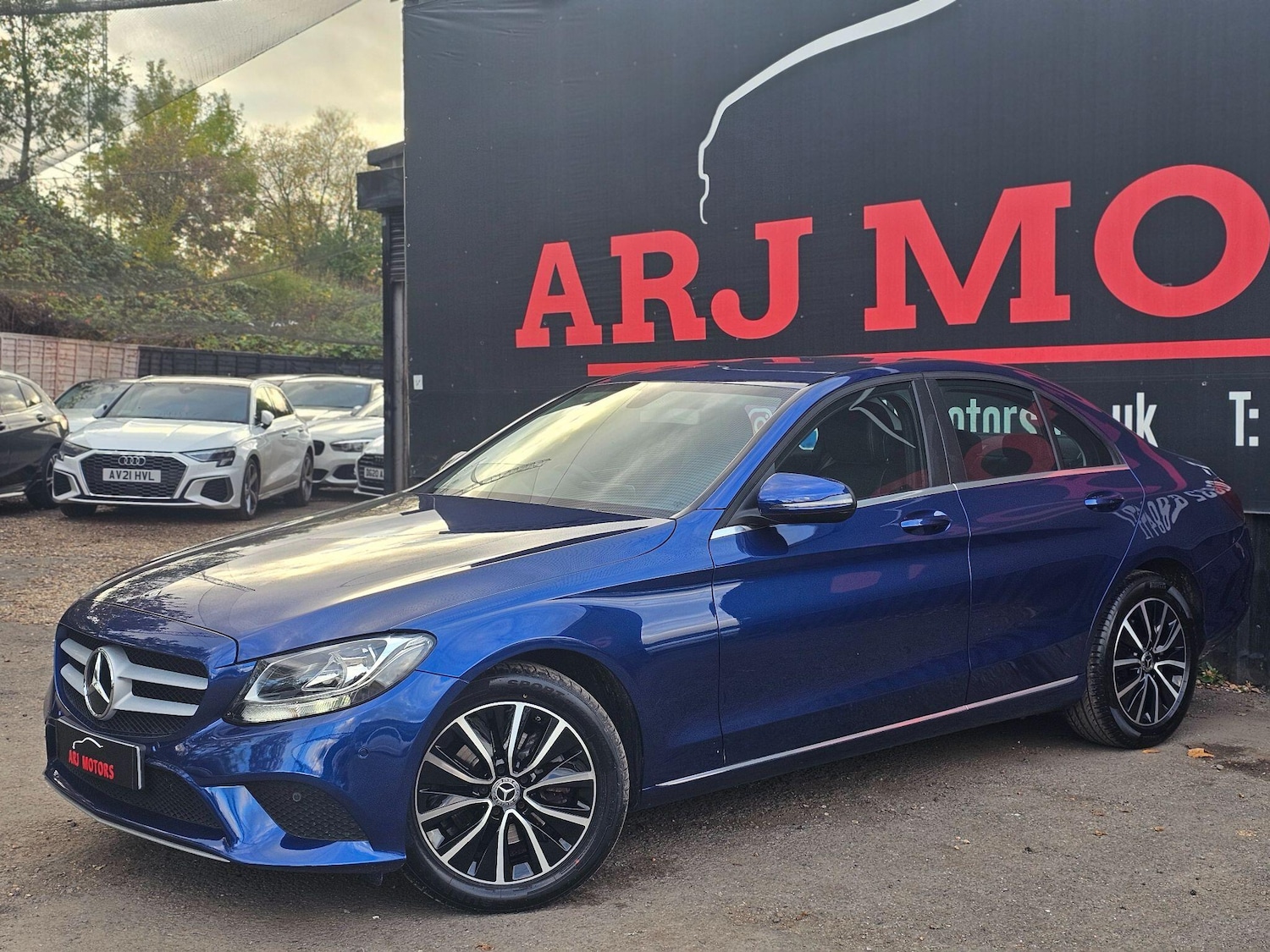 Used Mercedes-Benz C Class 2019 for sale - 76398873: Photo 43