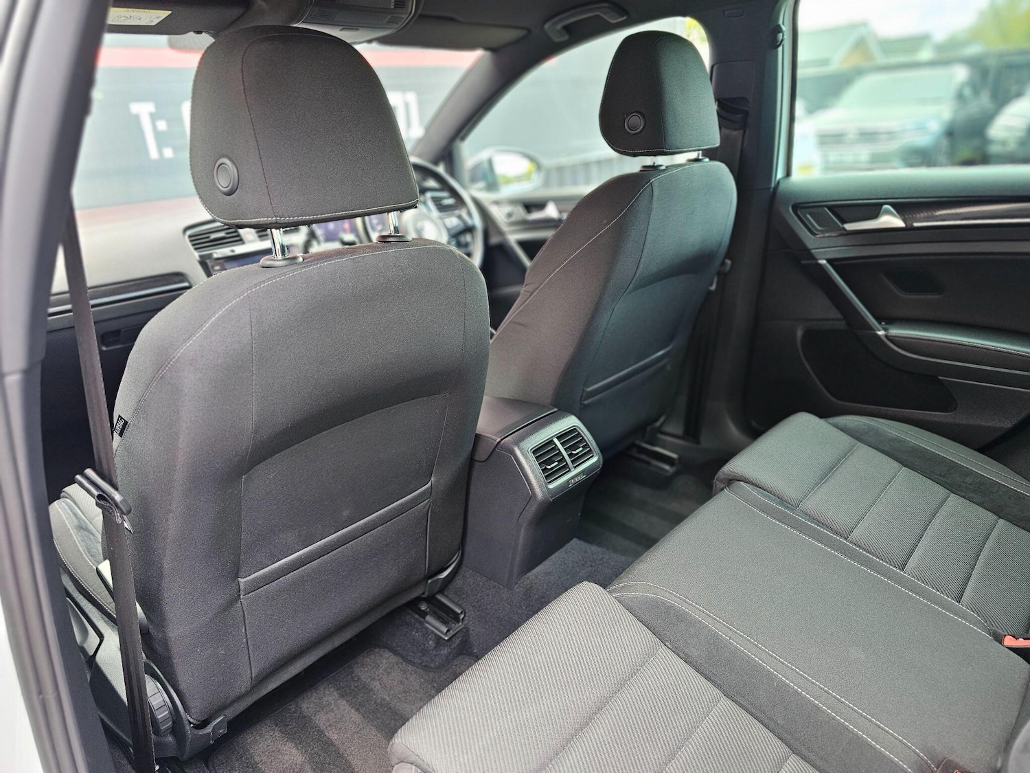 Used Volkswagen Golf 2018 for sale - 76337545: Photo 25