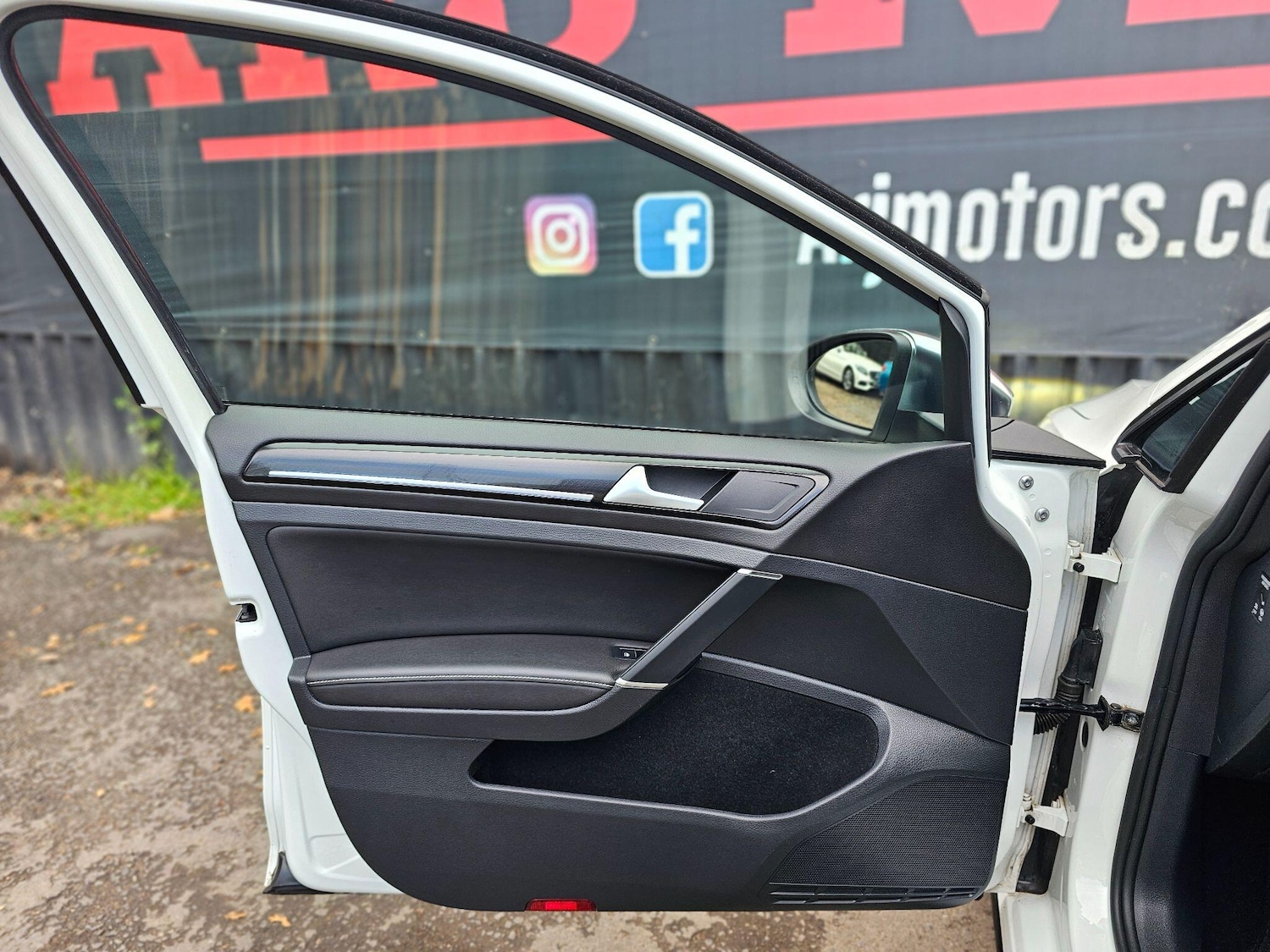 Used Volkswagen Golf 2018 for sale - 76337545: Photo 46