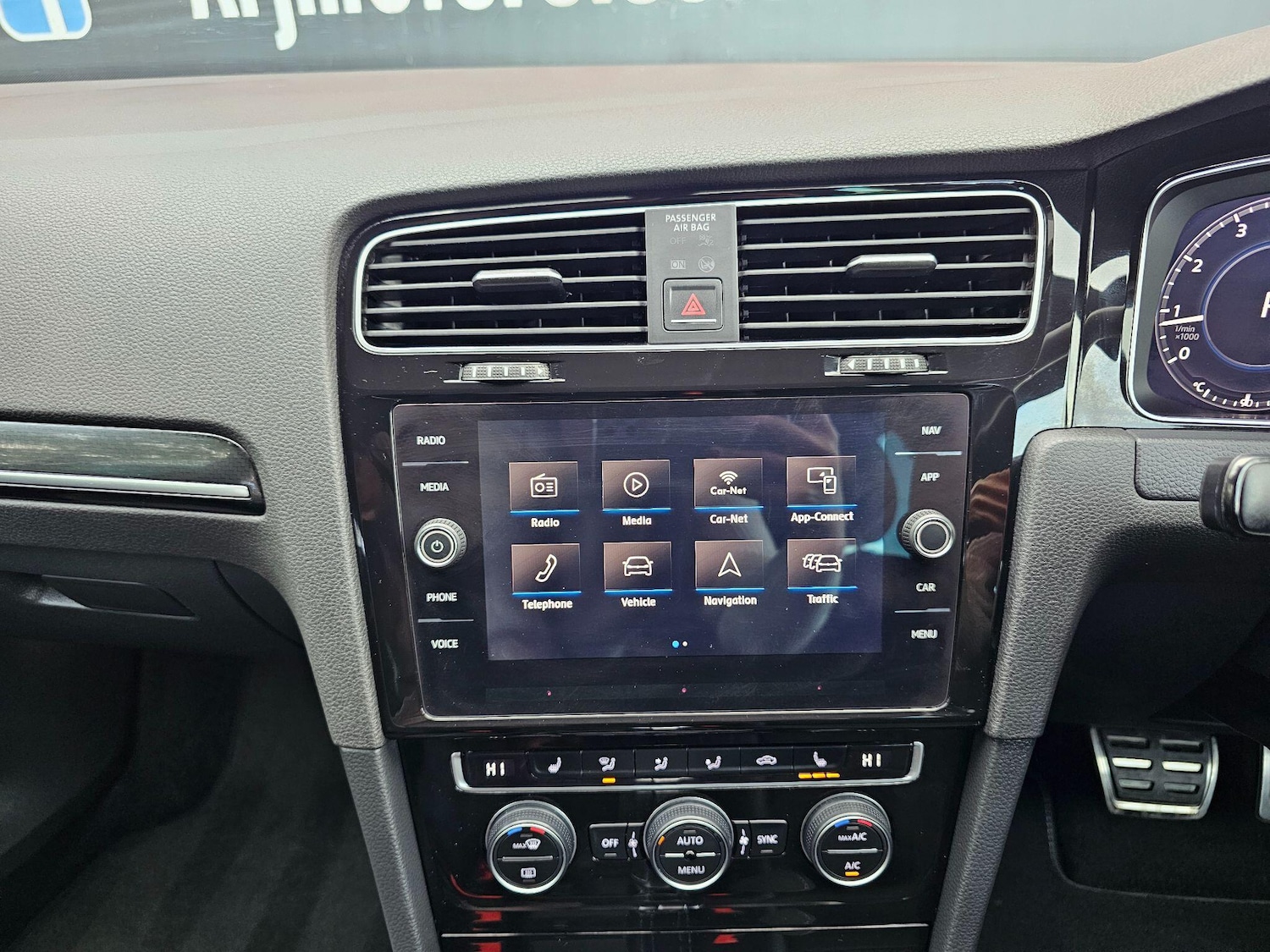 Used Volkswagen Golf 2018 for sale - 76337545: Photo 48
