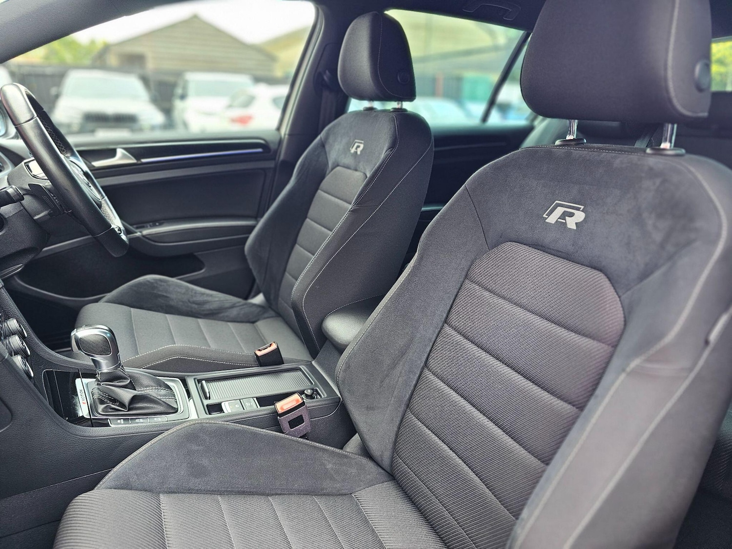 Used Volkswagen Golf 2018 for sale - 76337545: Photo 9