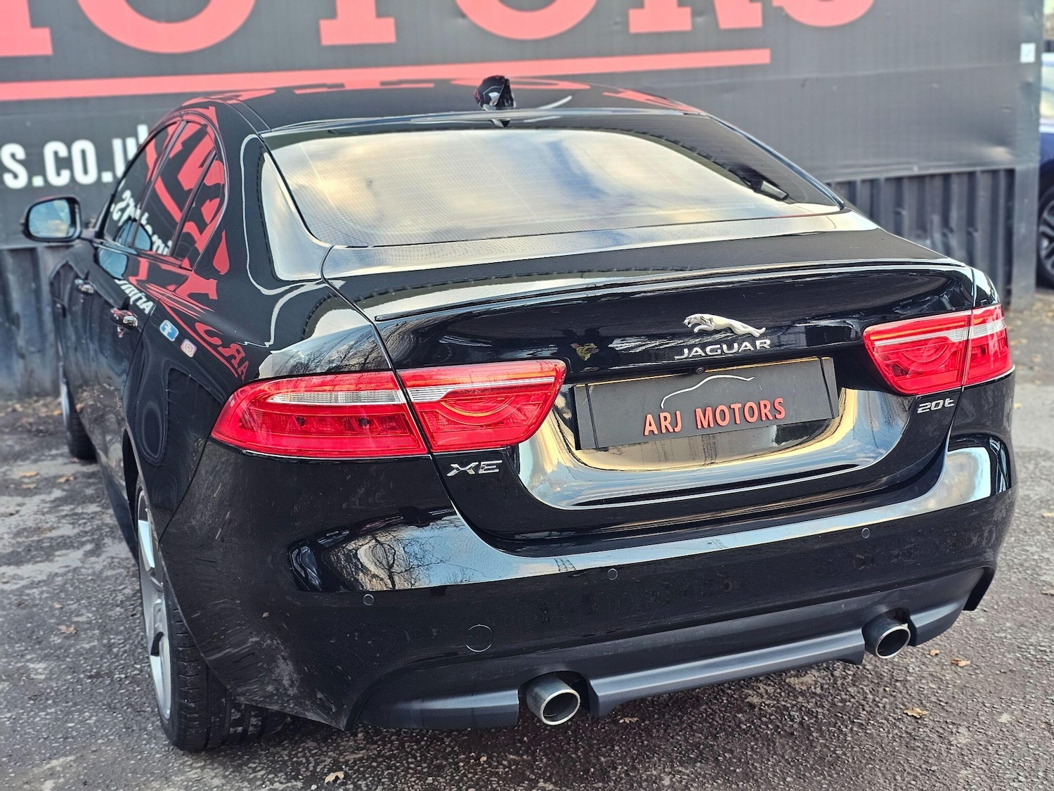 Used Jaguar XE 2018 for sale - 76898949: Photo 16