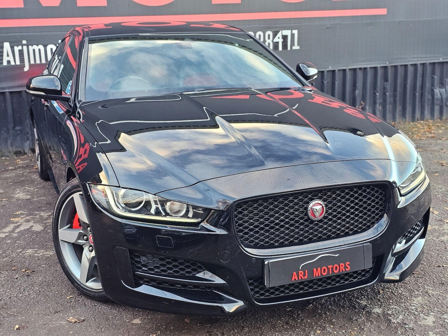 Used Jaguar XE 2018 for sale - 76898949: Photo 24