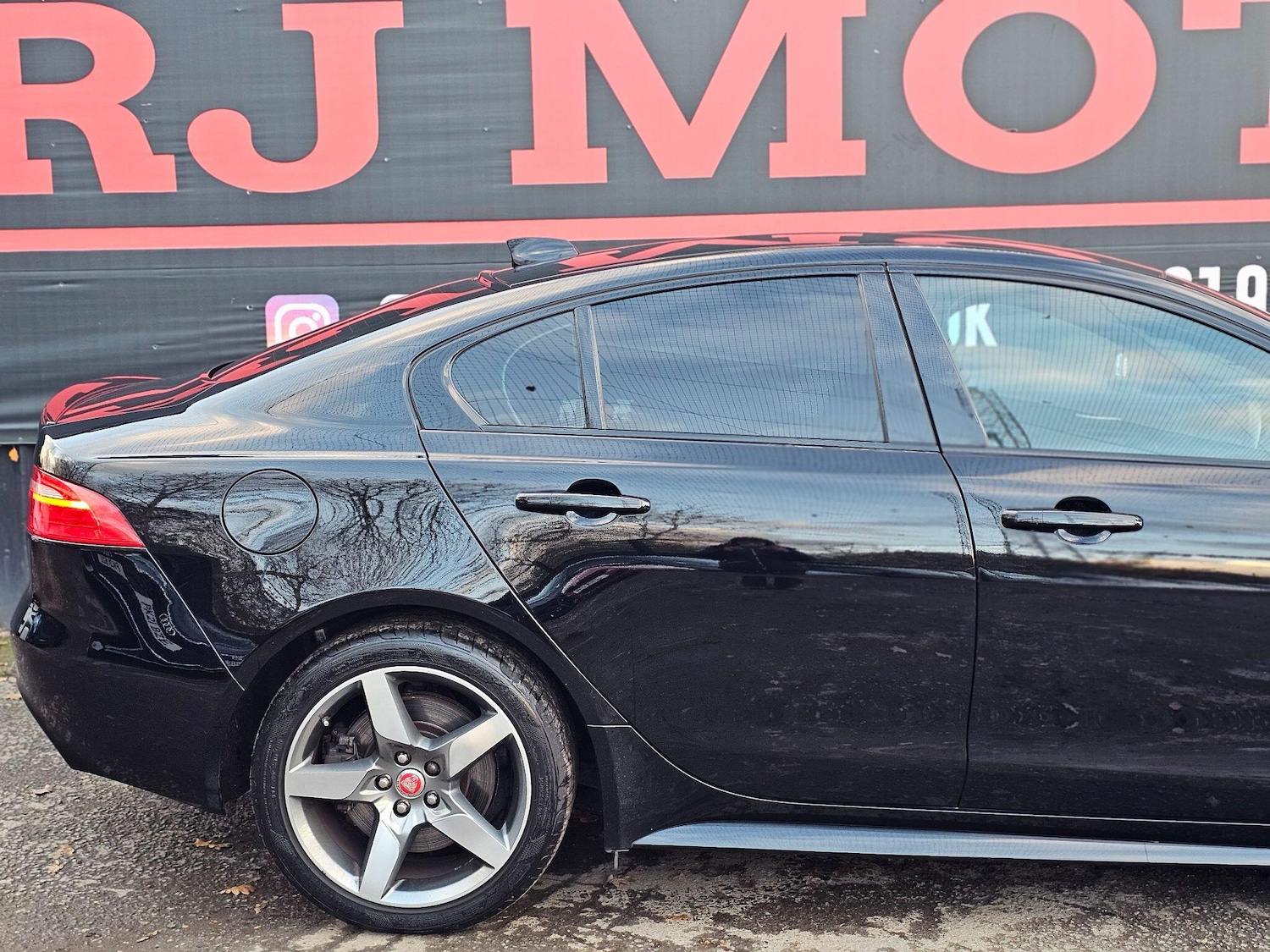 Used Jaguar XE 2018 for sale - 76898949: Photo 27