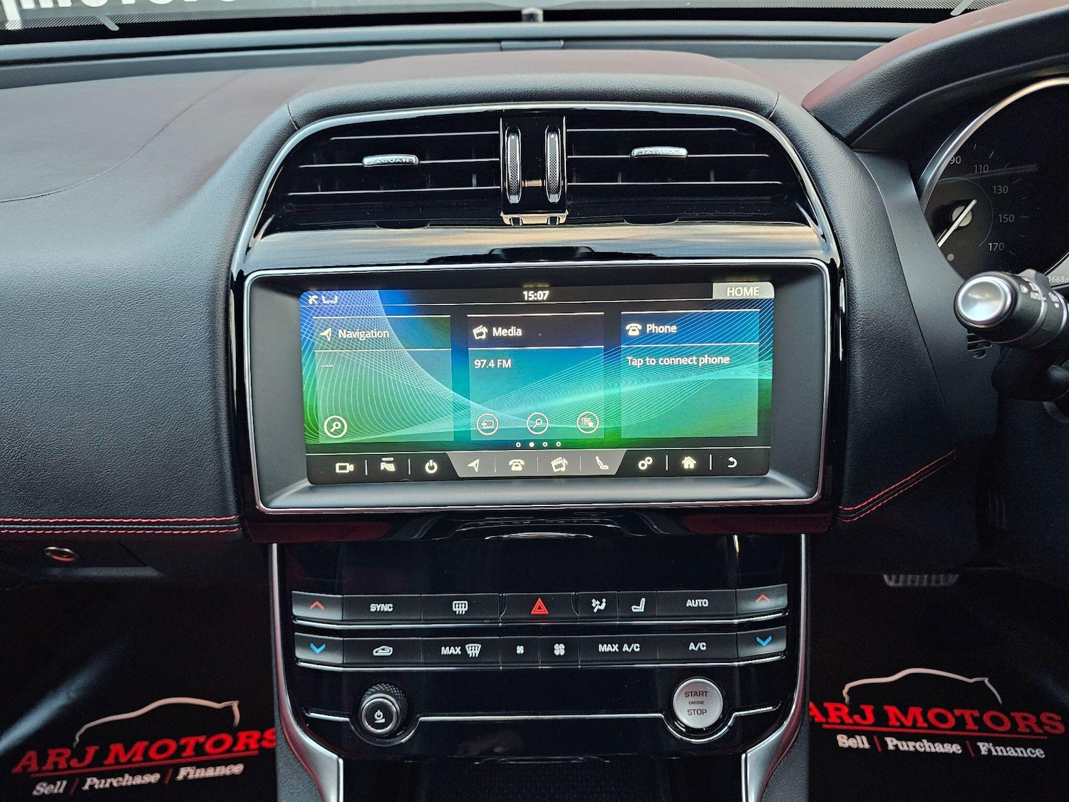 Used Jaguar XE 2018 for sale - 76898949: Photo 42