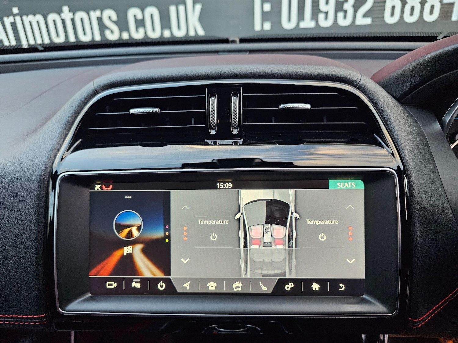 Used Jaguar XE 2018 for sale - 76898949: Photo 6