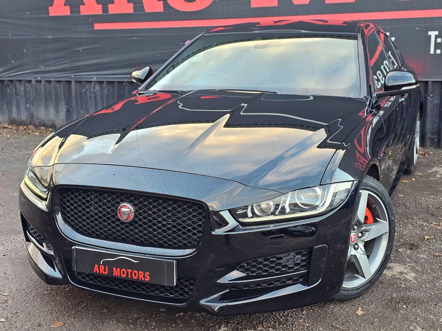 Used Jaguar XE 2018 for sale - 76898949: Photo 7