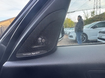 Used BMW 1 Series 2018 for sale - 76440390: Photo