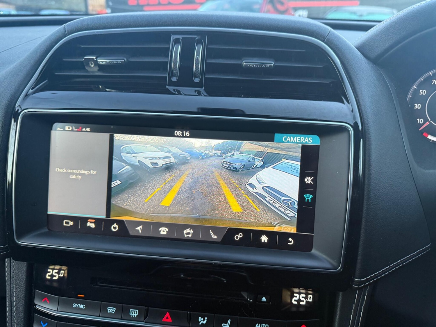 Used Jaguar F-Pace 2019 for sale - 77015604: Photo 17