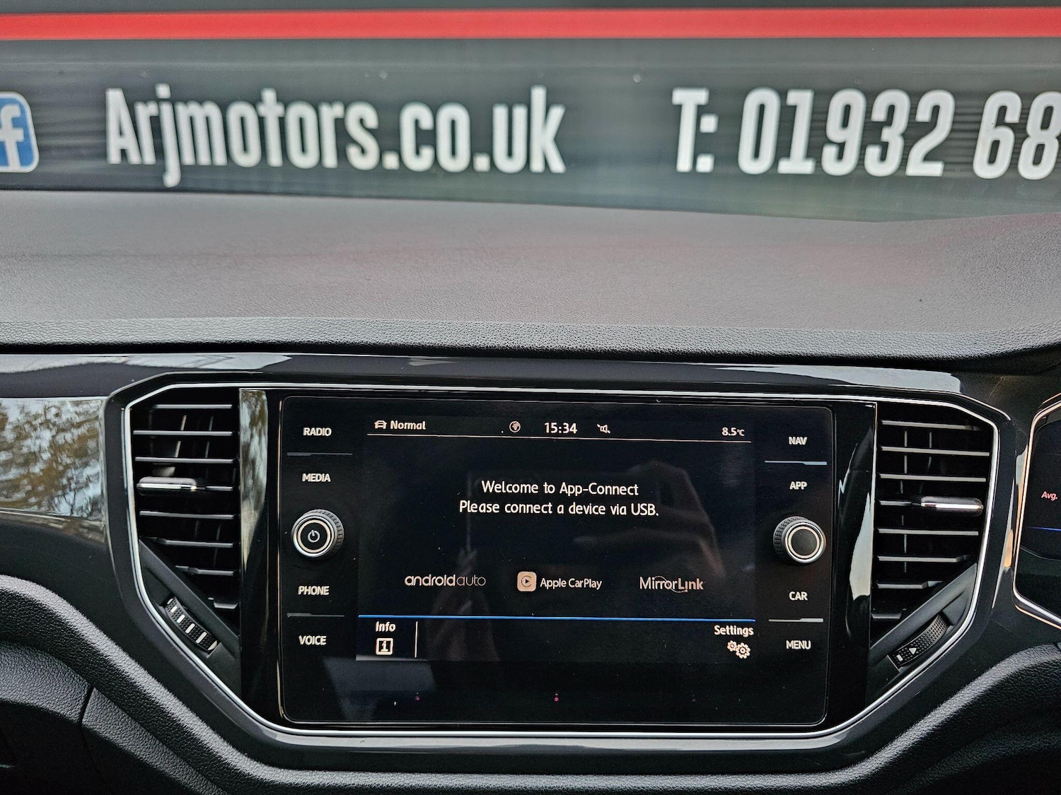 Used Volkswagen T-Roc 2019 for sale - 76752471: Photo 10