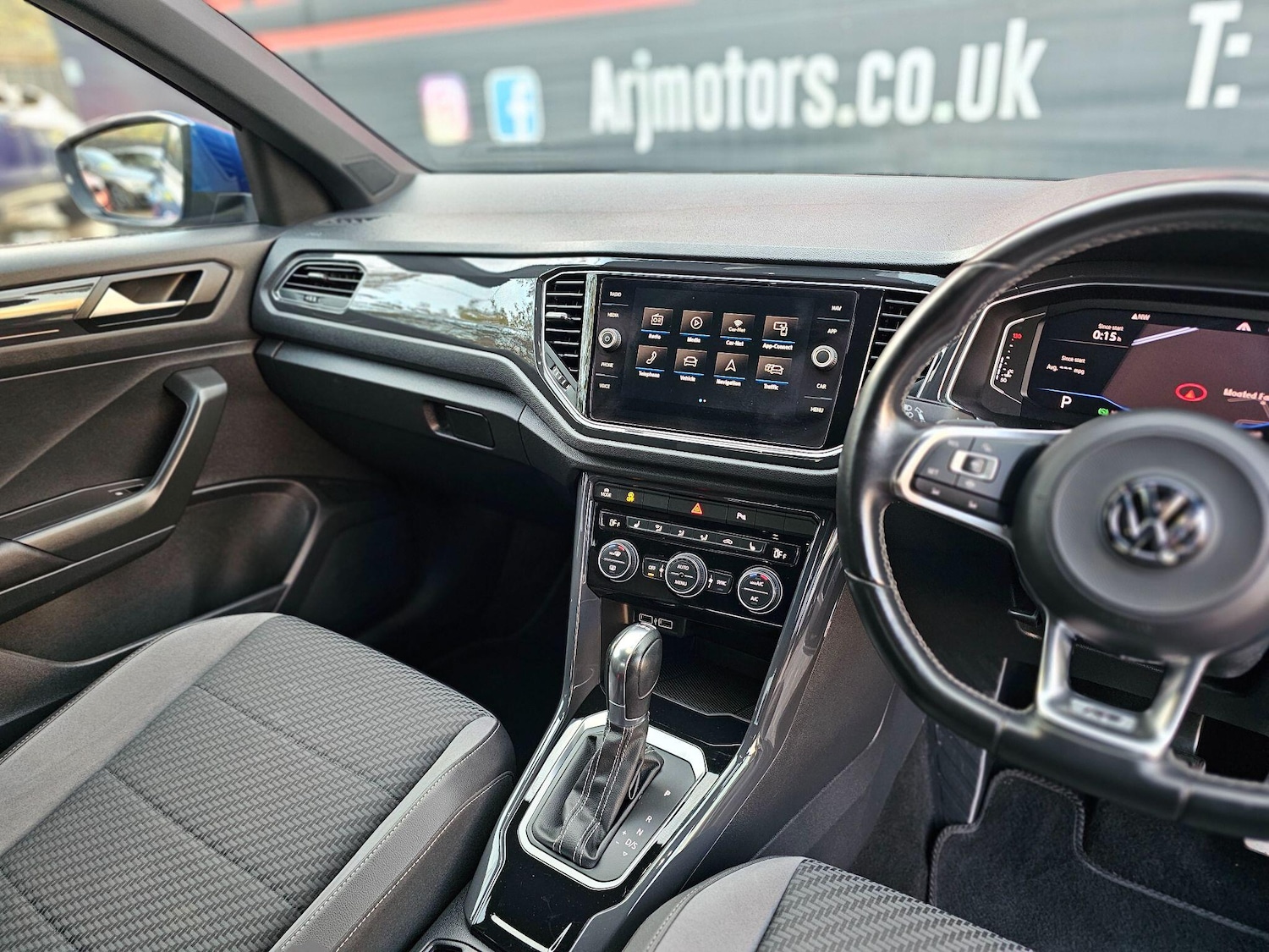 Used Volkswagen T-Roc 2019 for sale - 76752471: Photo 48