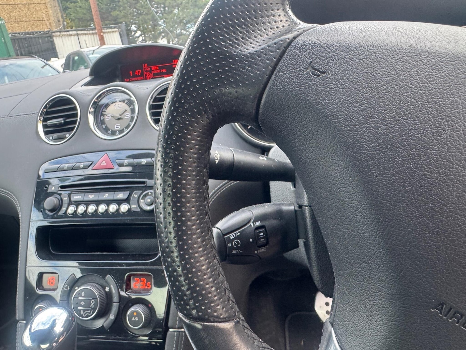 Used Peugeot RCZ 2014 for sale - 76337867: Photo 18