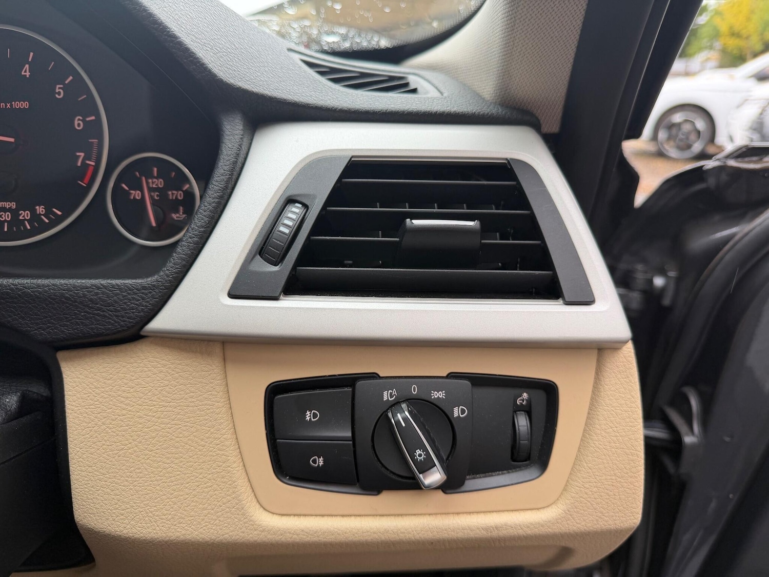 Used BMW 3 Series 2017 for sale - 76608508: Photo 16