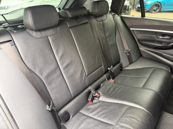 Used BMW 3 Series 2019 for sale - 76306615: Photo 11