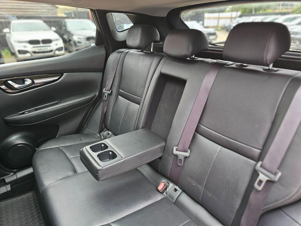 Used Nissan Qashqai 2015 for sale - 76499775: Photo 17