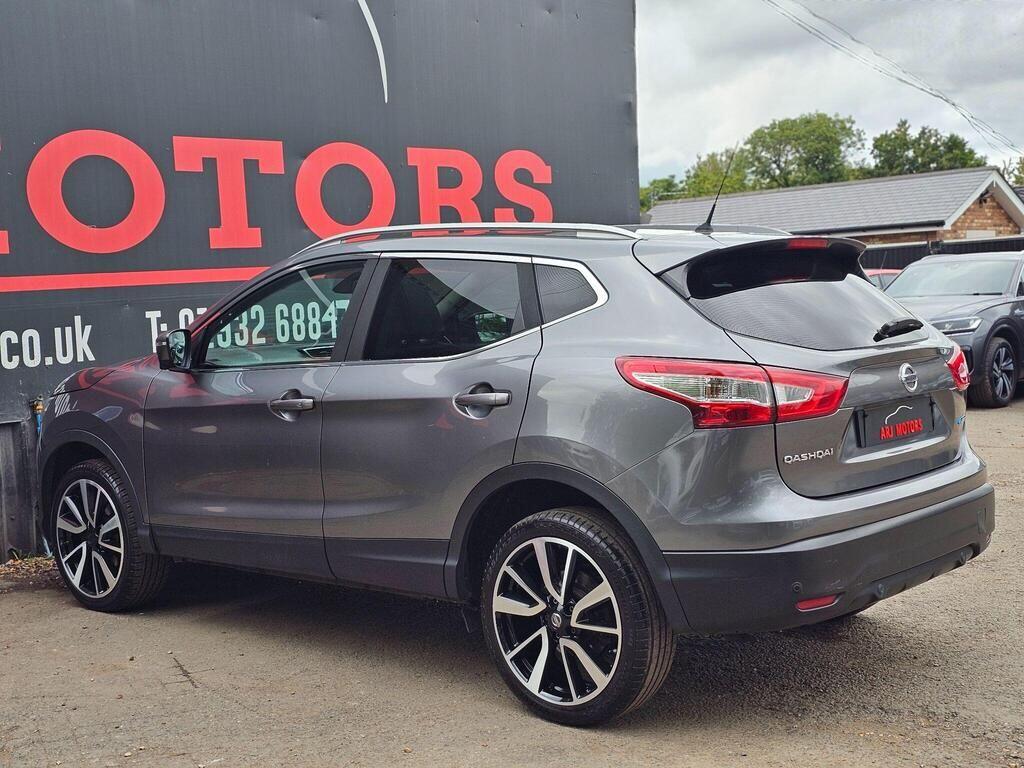Used Nissan Qashqai 2015 for sale - 76499775: Photo 18