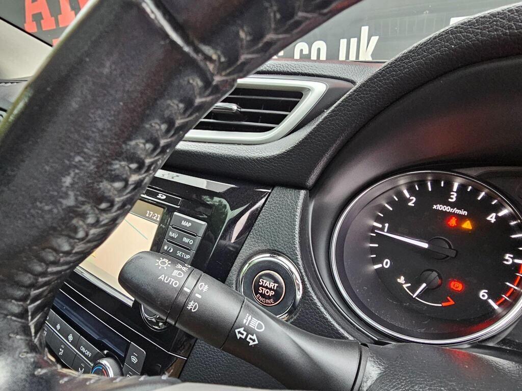 Used Nissan Qashqai 2015 for sale - 76499775: Photo 32