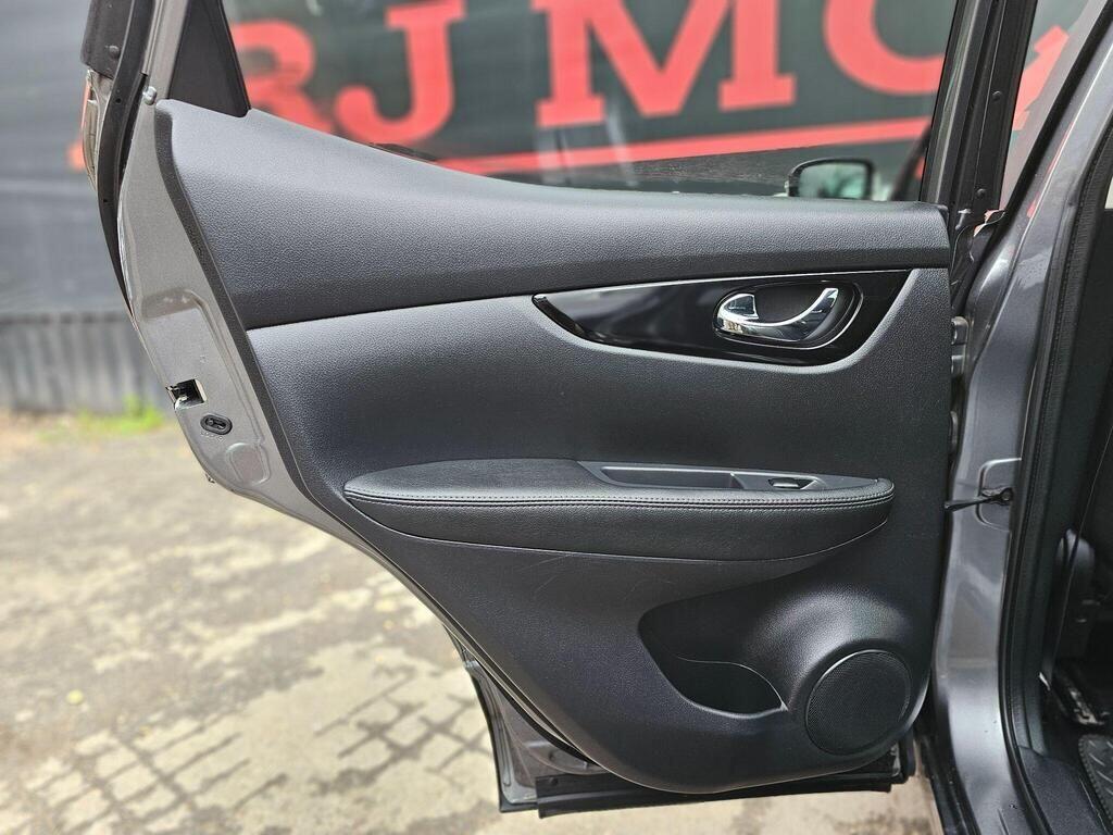 Used Nissan Qashqai 2015 for sale - 76499775: Photo 34