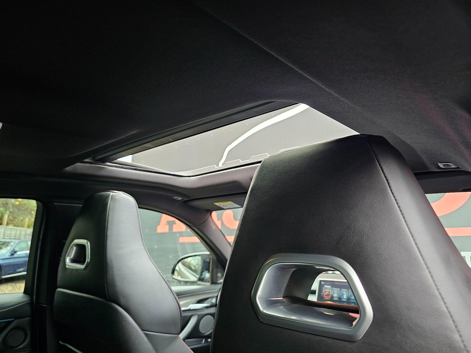 Used BMW x6 M 2017 for sale - 76499759: Photo 30