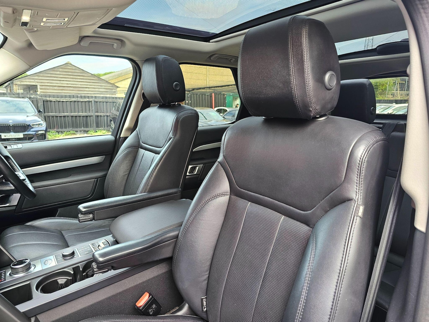 Used Land Rover Discovery 2020 for sale - 76137145: Photo 16
