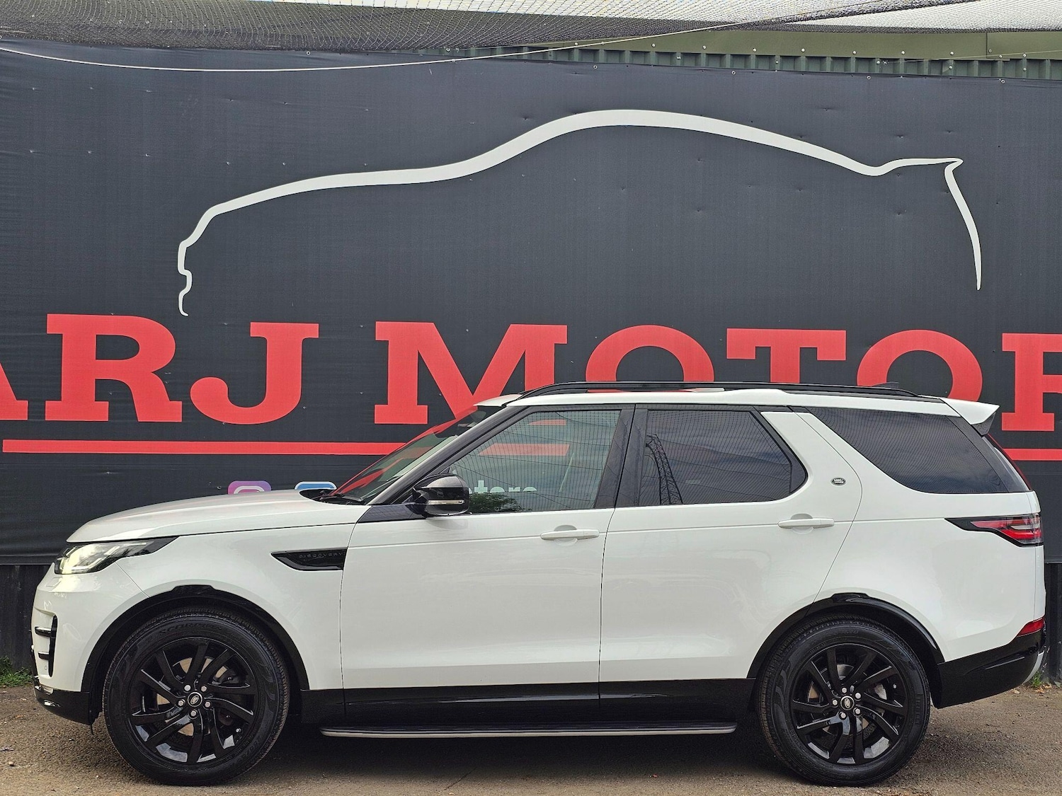 Used Land Rover Discovery 2020 for sale - 76137145: Photo 22
