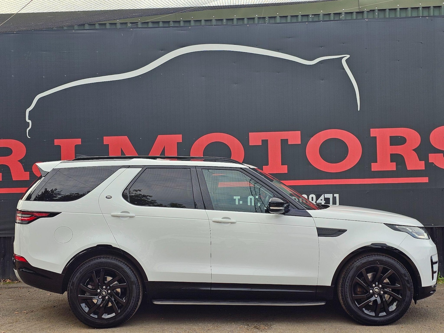 Used Land Rover Discovery 2020 for sale - 76137145: Photo 25