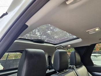 Used Land Rover Discovery 2020 for sale - 76137145: Photo 2