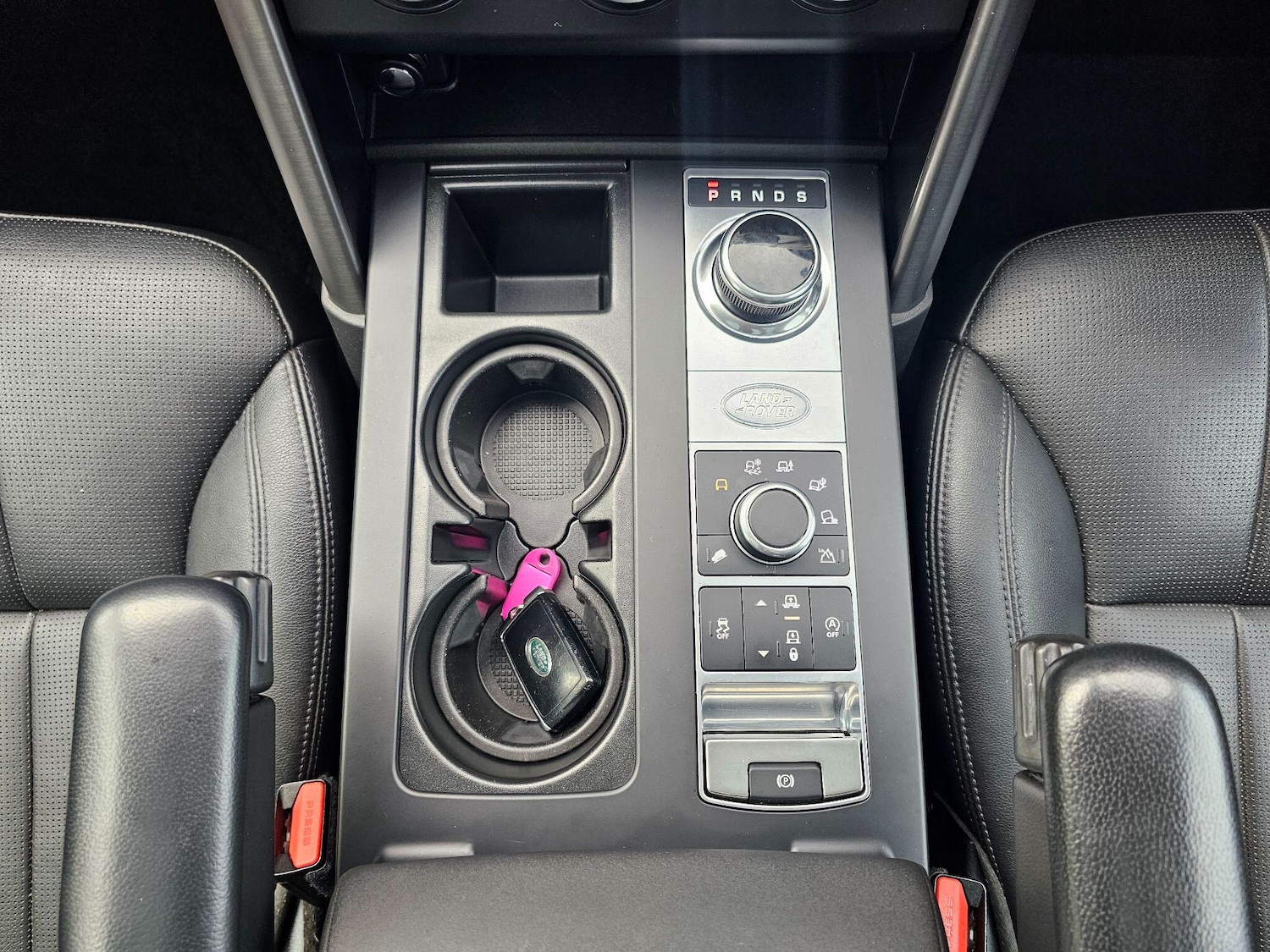 Used Land Rover Discovery 2020 for sale - 76137145: Photo 36