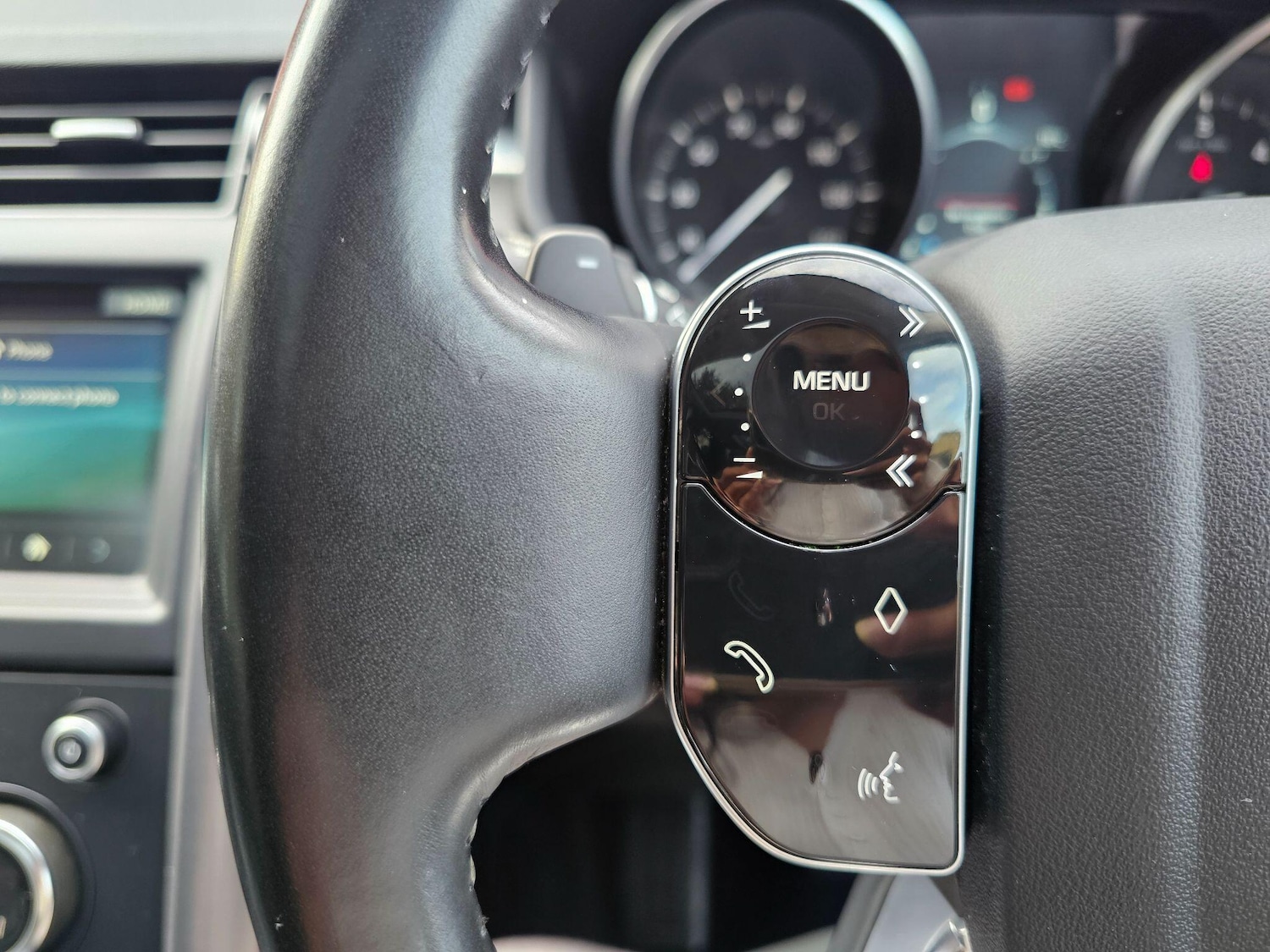 Used Land Rover Discovery 2020 for sale - 76137145: Photo 40