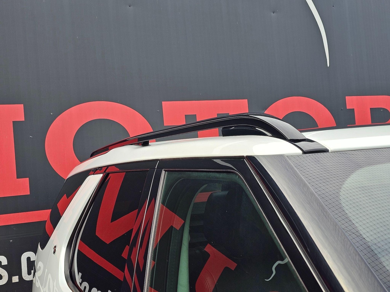 Used Land Rover Discovery 2020 for sale - 76137145: Photo 43