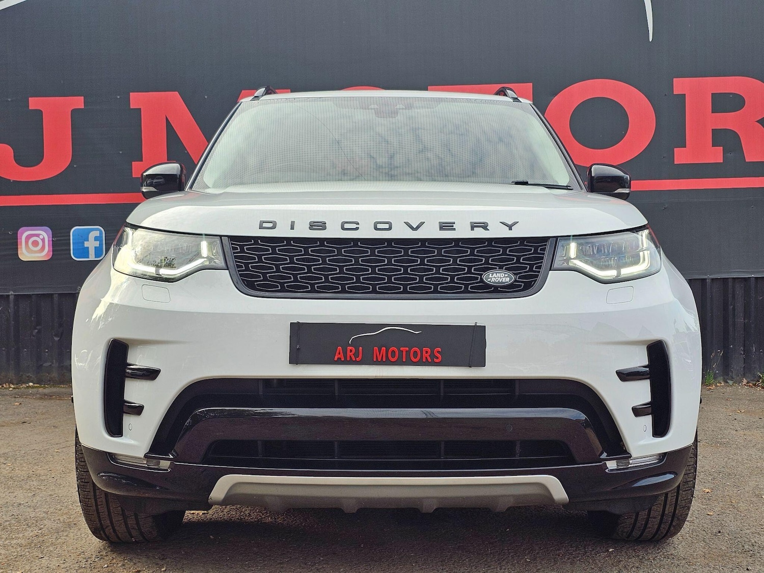 Used Land Rover Discovery 2020 for sale - 76137145: Photo 5