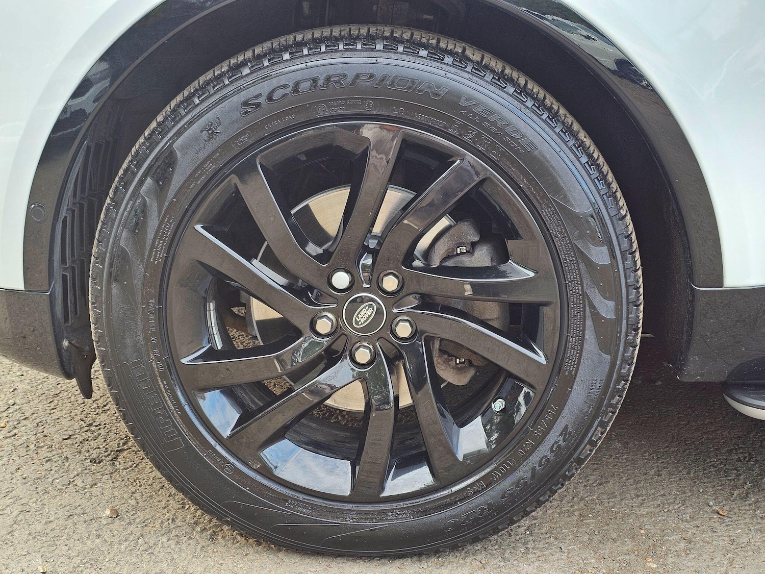 Used Land Rover Discovery 2020 for sale - 76137145: Photo 65