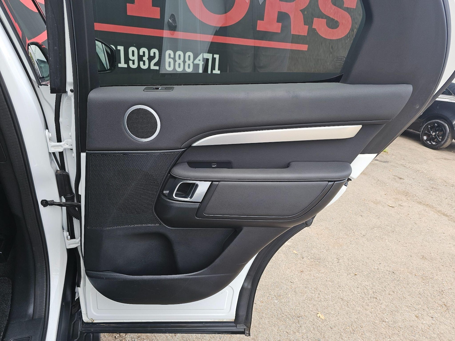 Used Land Rover Discovery 2020 for sale - 76137145: Photo 66