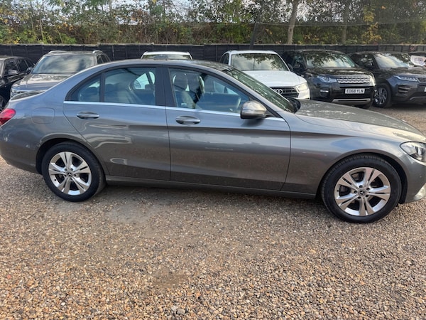 Used Mercedes-Benz C-Class 2017 for sale - 76226400: Photo 4