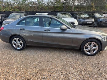 Used Mercedes-Benz C-Class 2017 for sale - 76226400: Photo 4