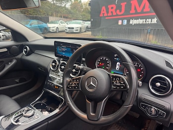 Used Mercedes-Benz C Class 2019 for sale - 76284124: Photo 2