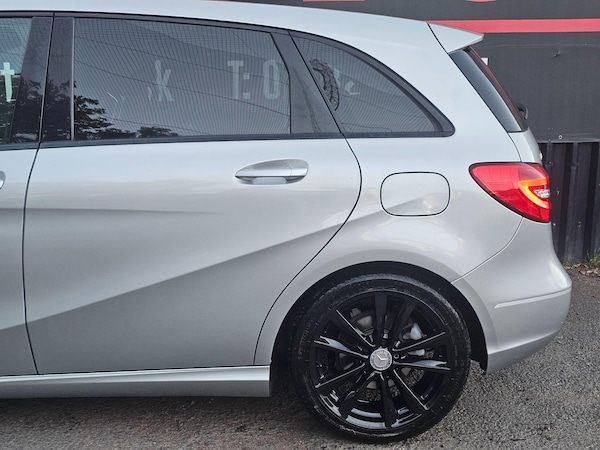 Used Mercedes-Benz B-Class 2014 for sale - 76199844: Photo 12