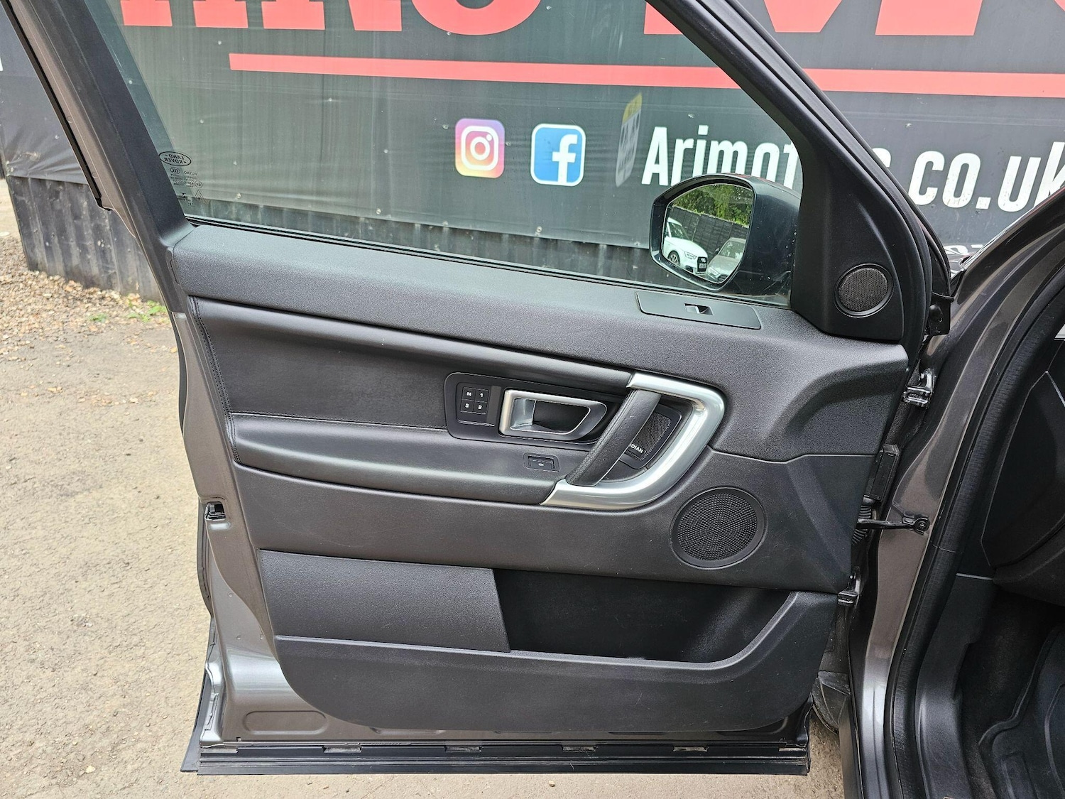 Vehicle 43