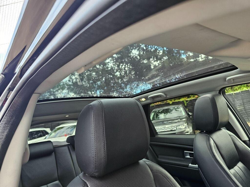 Used Land Rover Discovery Sport 2018 for sale - 76753370: Photo 3