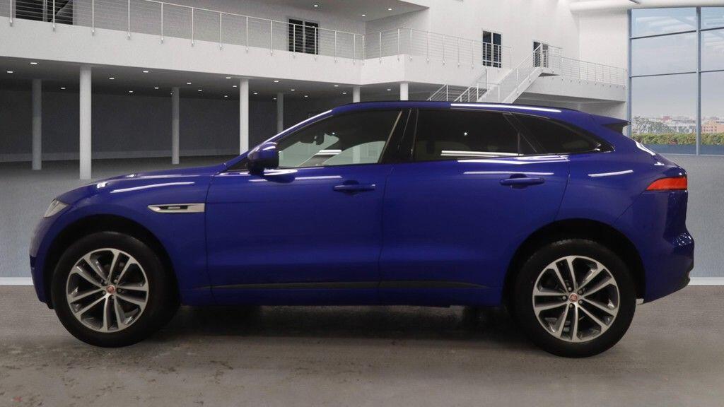 Used Jaguar F-Pace 2018 for sale - 76742289: Photo 10