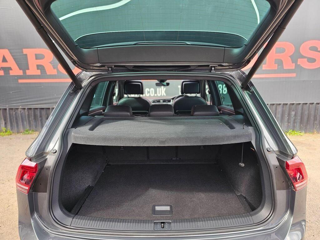 Used Volkswagen Tiguan 2020 for sale - 76499632: Photo 60