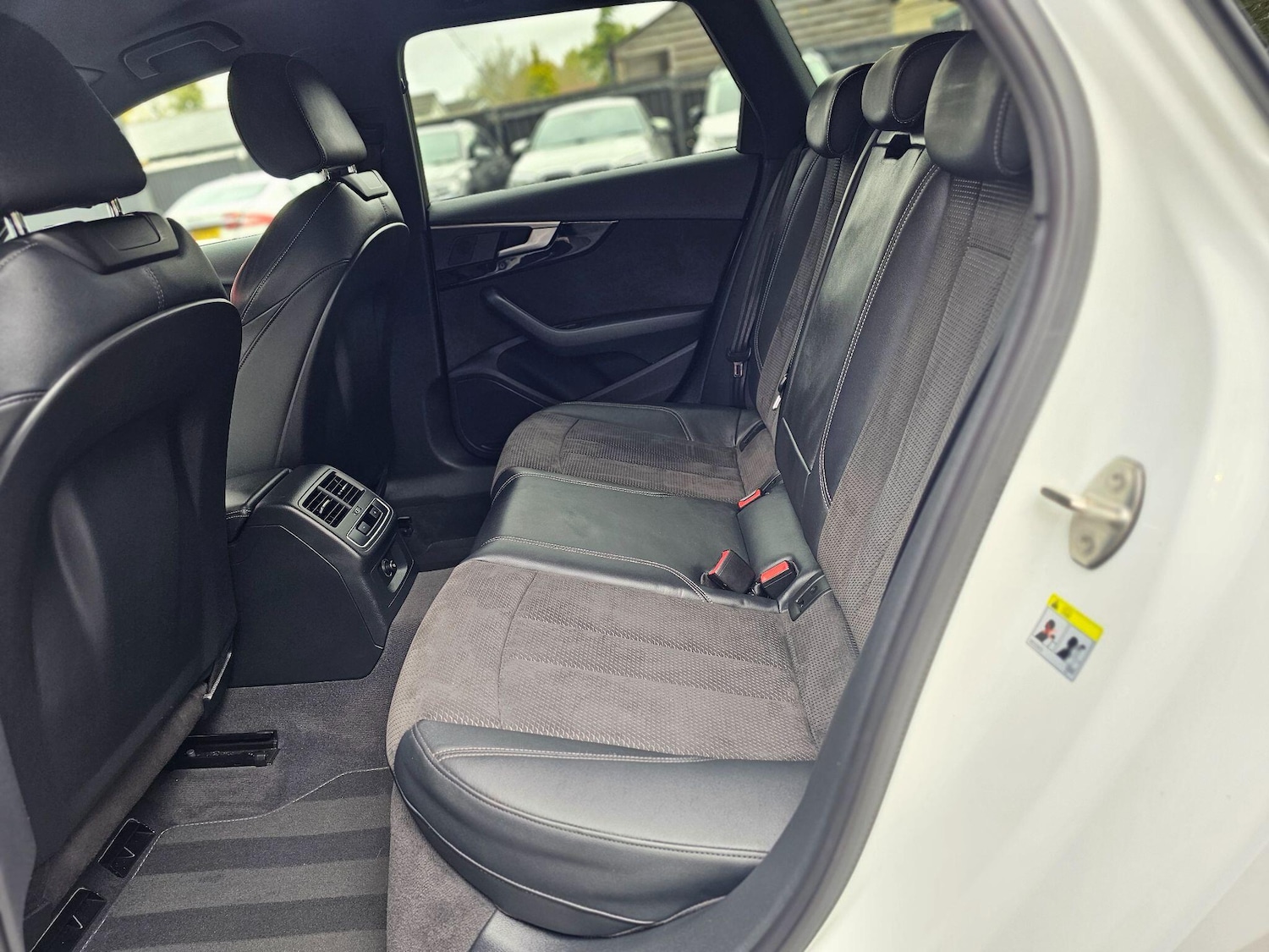 Used Audi A4 2019 for sale - 76457356: Photo 27