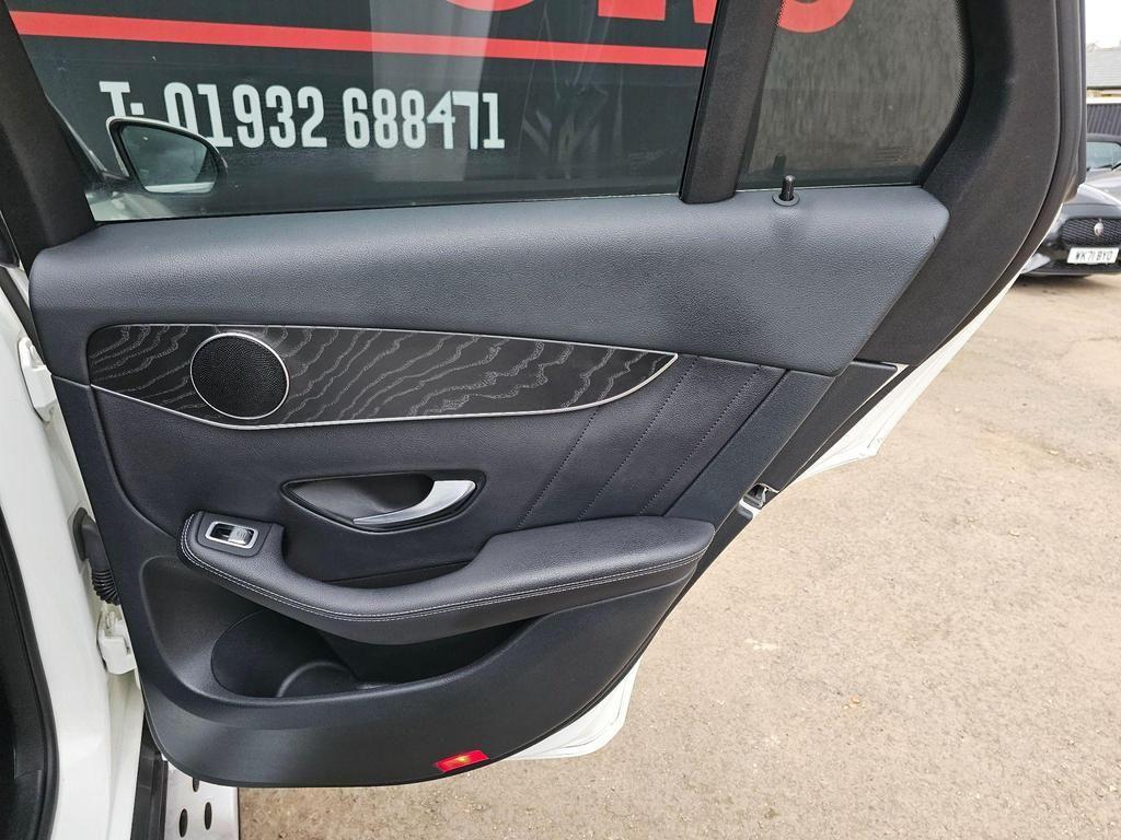 Used Mercedes-Benz GLC 2019 for sale - 76360747: Photo 51
