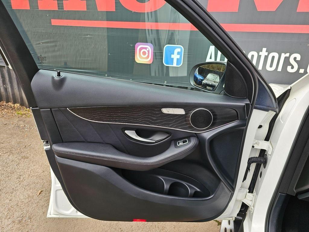 Used Mercedes-Benz GLC 2019 for sale - 76360747: Photo 63