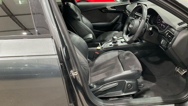 Used Audi A4 Avant 2018 for sale - 76326857: Photo 2