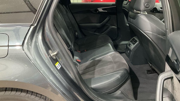 Used Audi A4 Avant 2018 for sale - 76326857: Photo 6