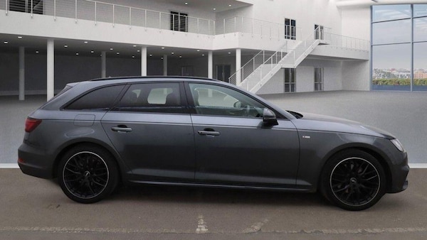 Used Audi A4 Avant 2018 for sale - 76326857: Photo 9