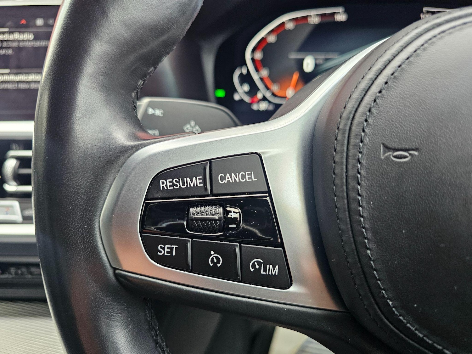 Used BMW 3 Series 2022 for sale - 76644621: Photo 40