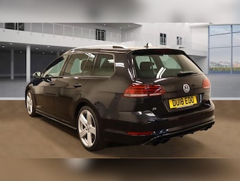 Used Volkswagen Golf 2018 for sale - 75884065: Photo